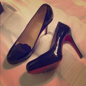 Christian Louboutin Simple Pump